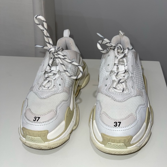 TRIPLE S SNEAKER BALENCIAGA - Picture 2 of 4